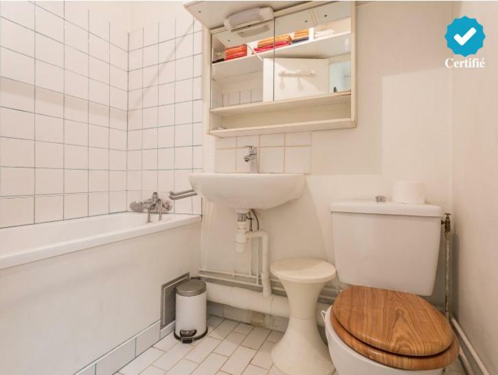 Friendly Budget-Studio 35M2 Paris Montmartre Exterior photo